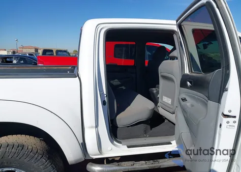 2013 Toyota Tacoma Base V6 from USA, damaged, VIN 3TMLU4EN4DM104796